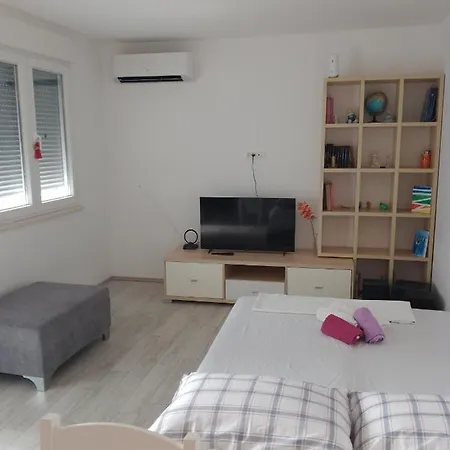 Apartmán Lucija *